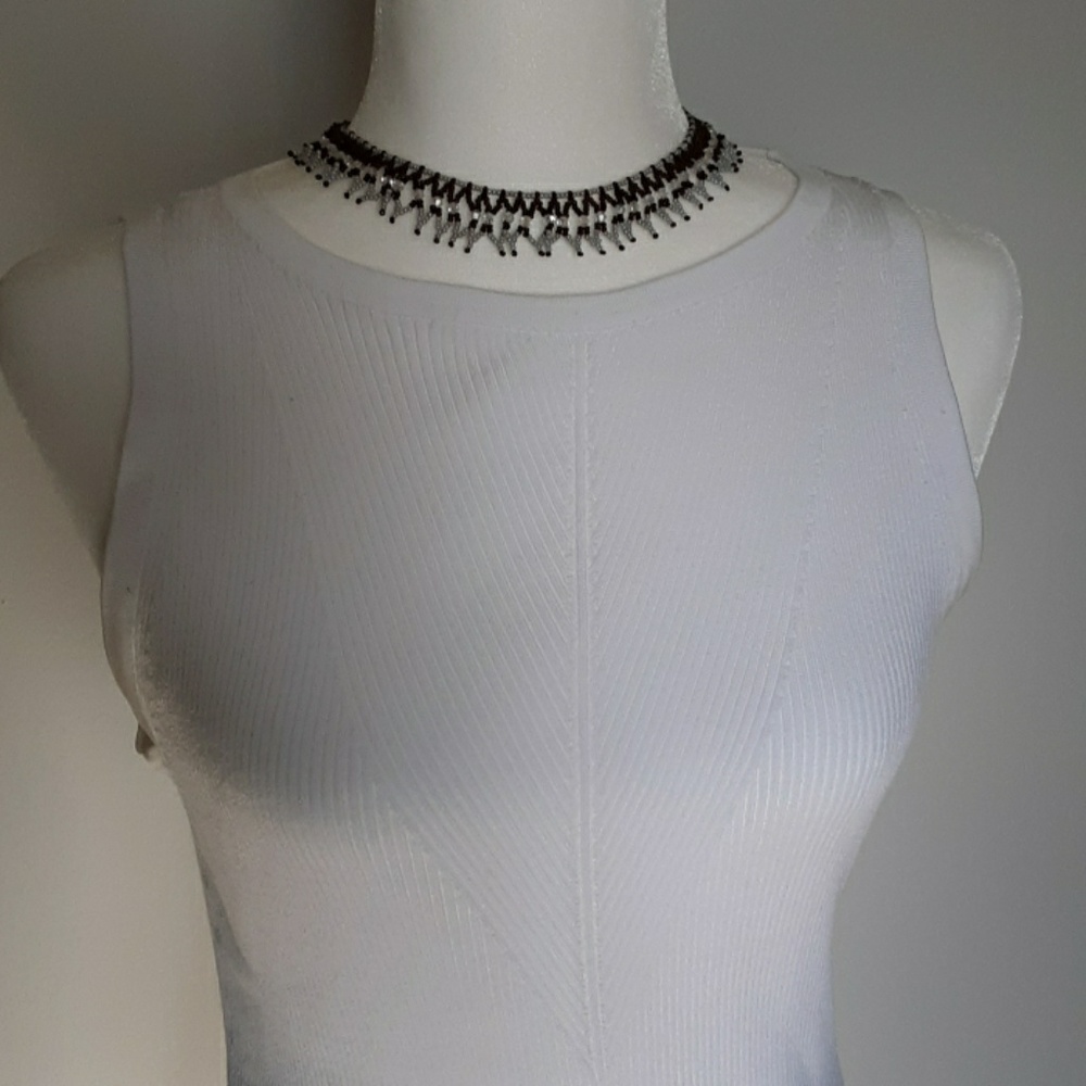 Tank top - Picture 2 of 3